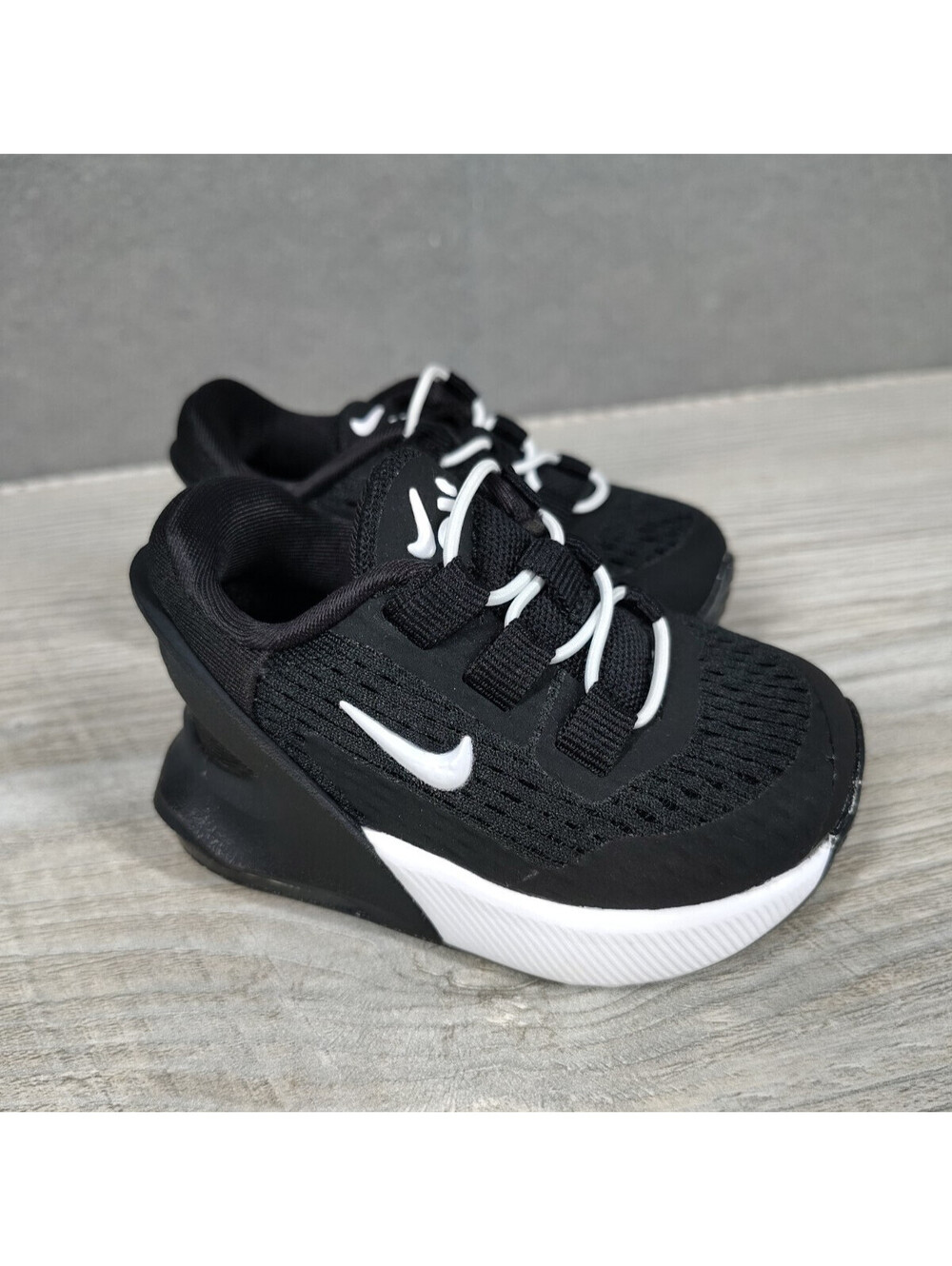 Nike Air Max 270 GO Toddler 2C Black White Slip On Easy On Sneakers Shoes